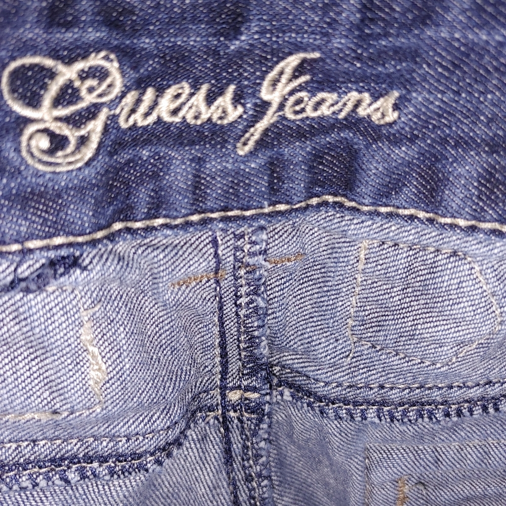 Shorts - Picture 4 of 5